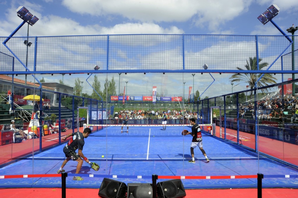 土地 padel