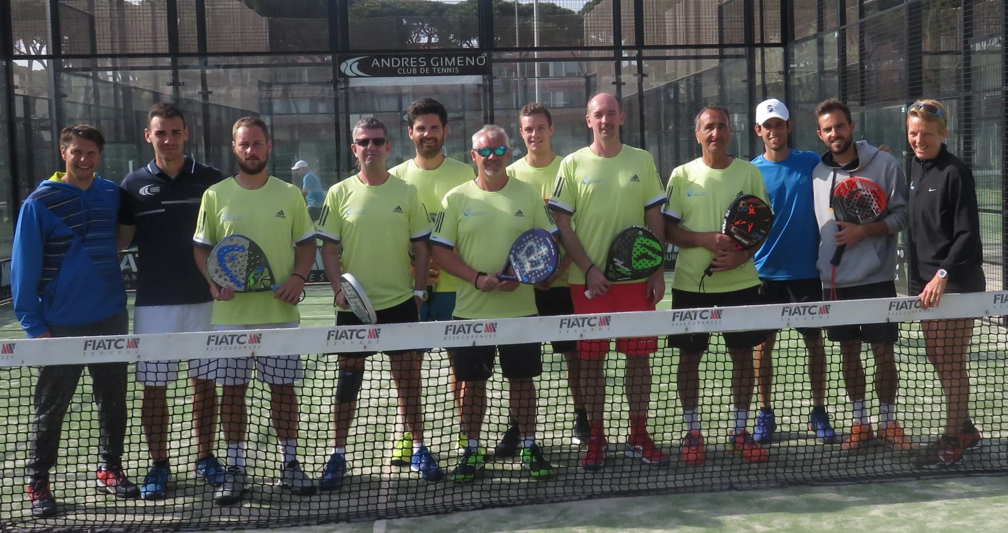  Photo de famille avec les coachs, Oriol et Isabelle