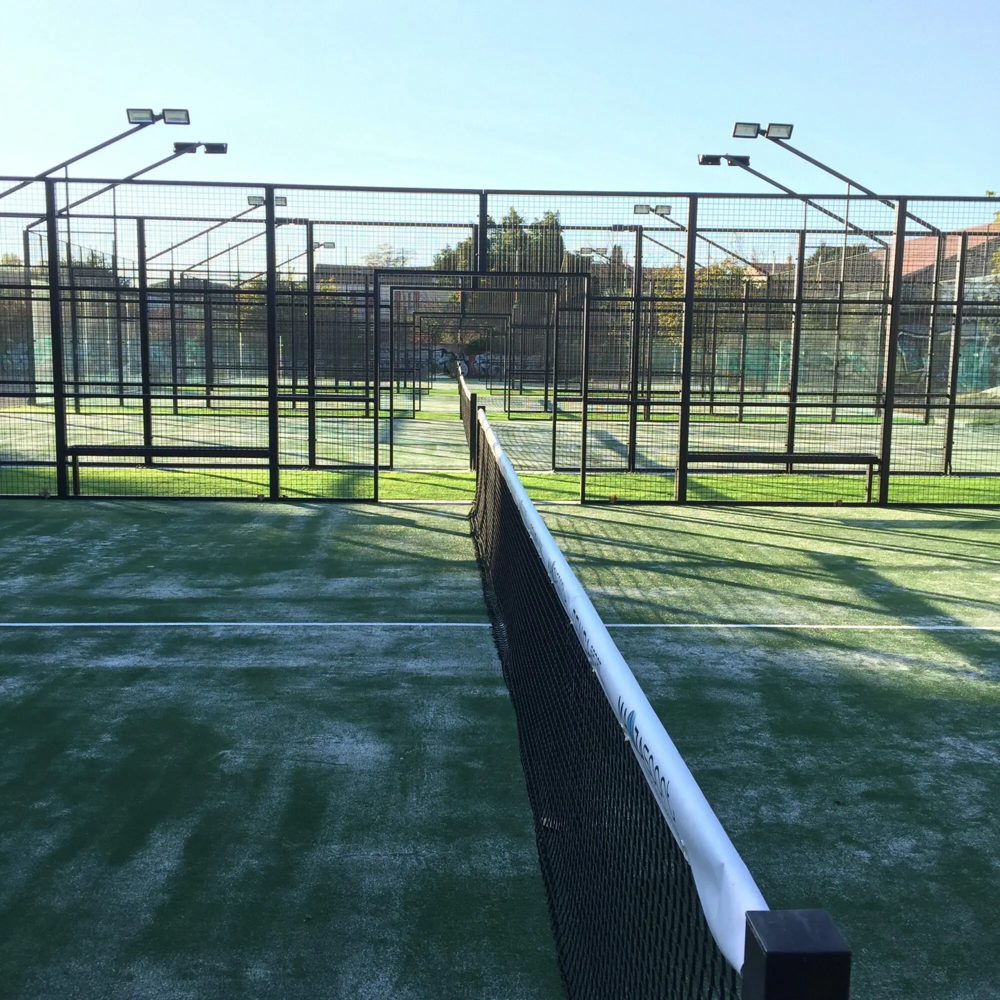 béziers-padel-club-e1511434226927 béziers-padel-club-e1511434226927