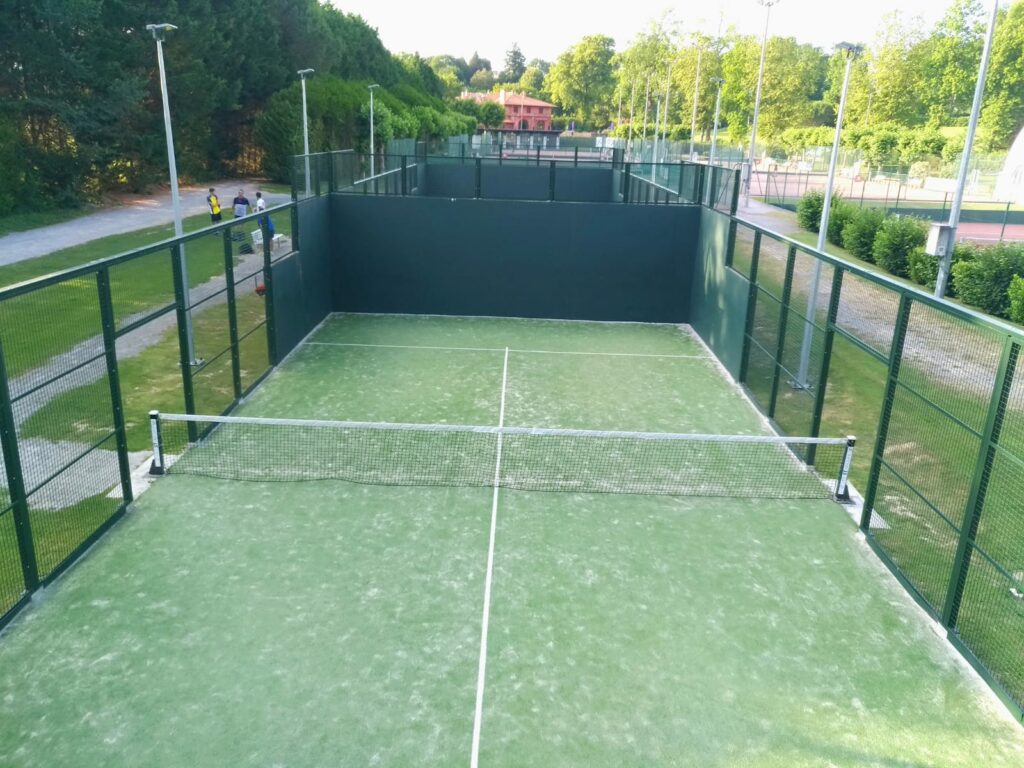 网球 padel 圣让·德·卢兹