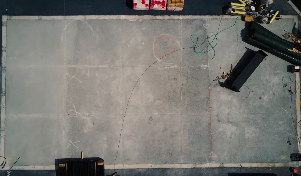 Construire un terrain de padel en vidéo