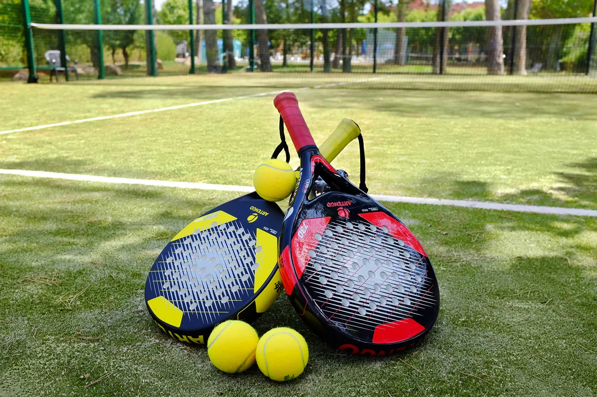 5 éléments indispensables pour débuter au Padel