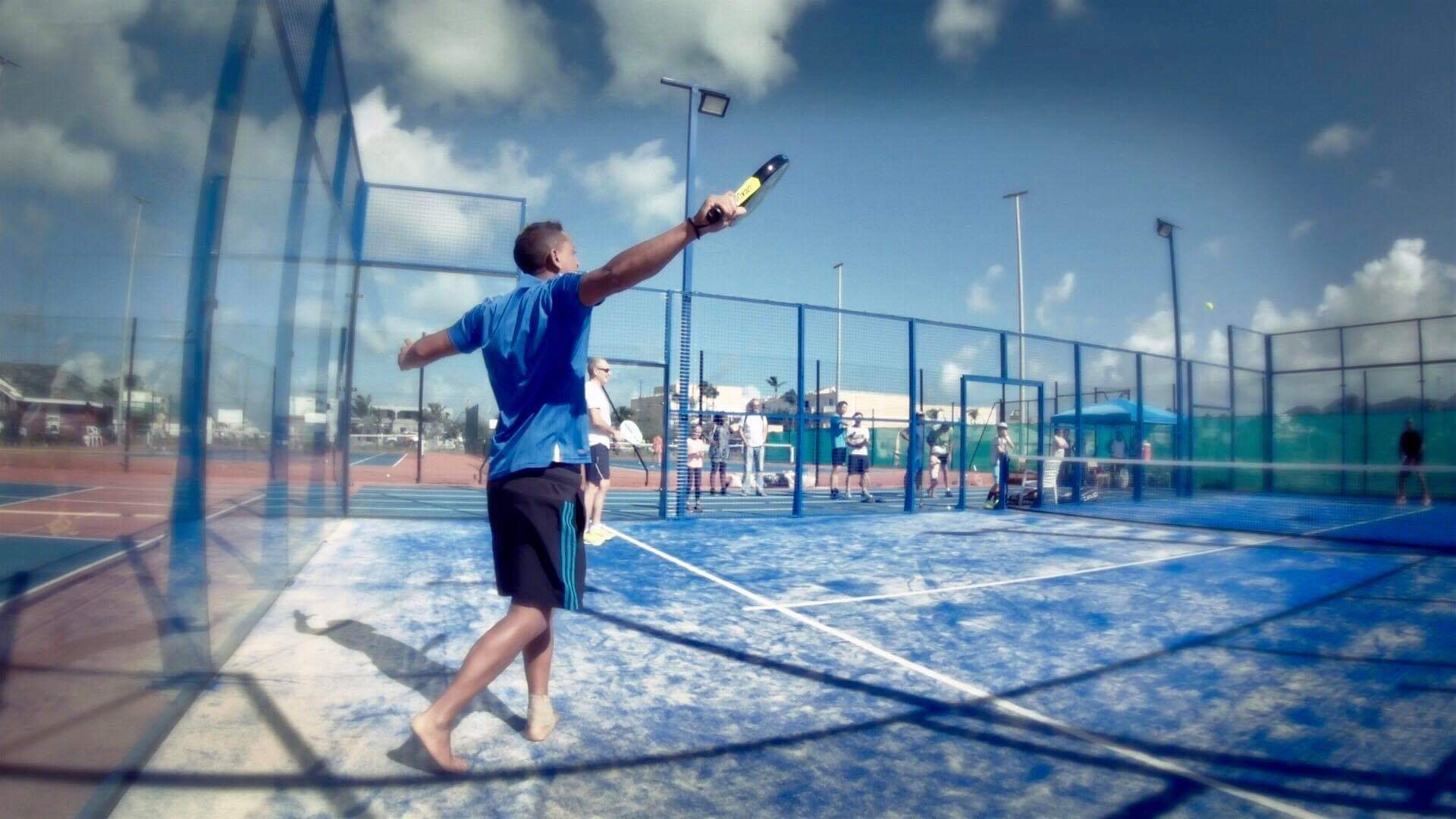 The first club of padel in the West Indies was born!