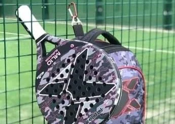 La raquette de padel Survivor de chez Nox