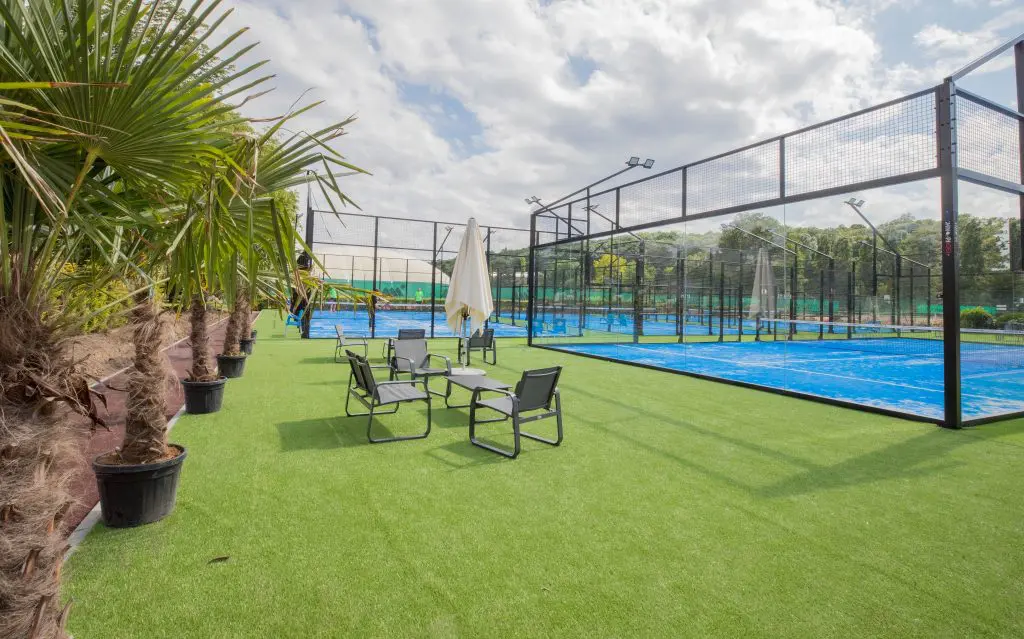 padel courts pyramids club