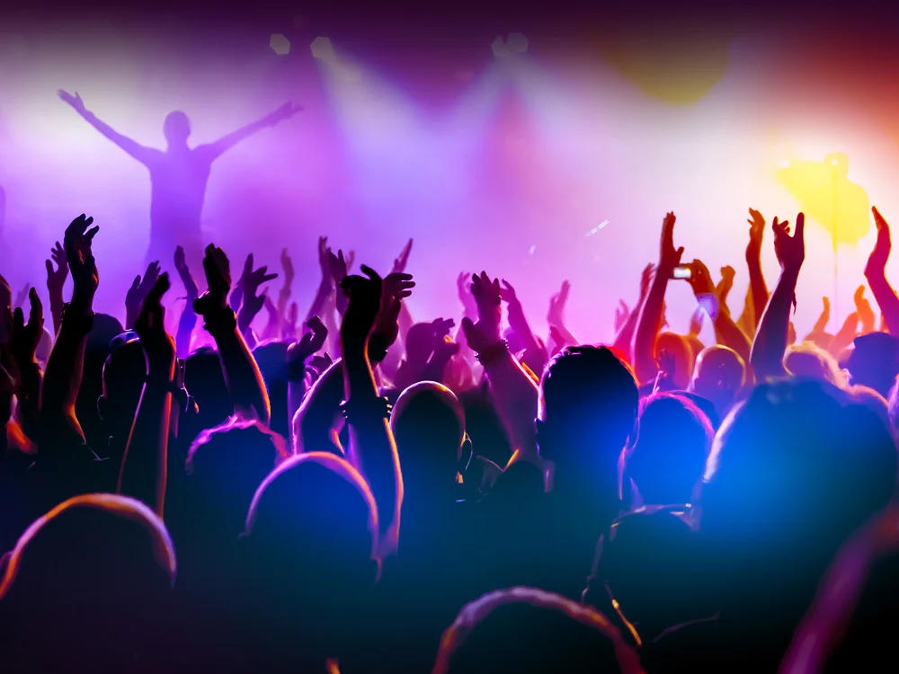 Padel et fête : Un mélange qui peut incommoder ?