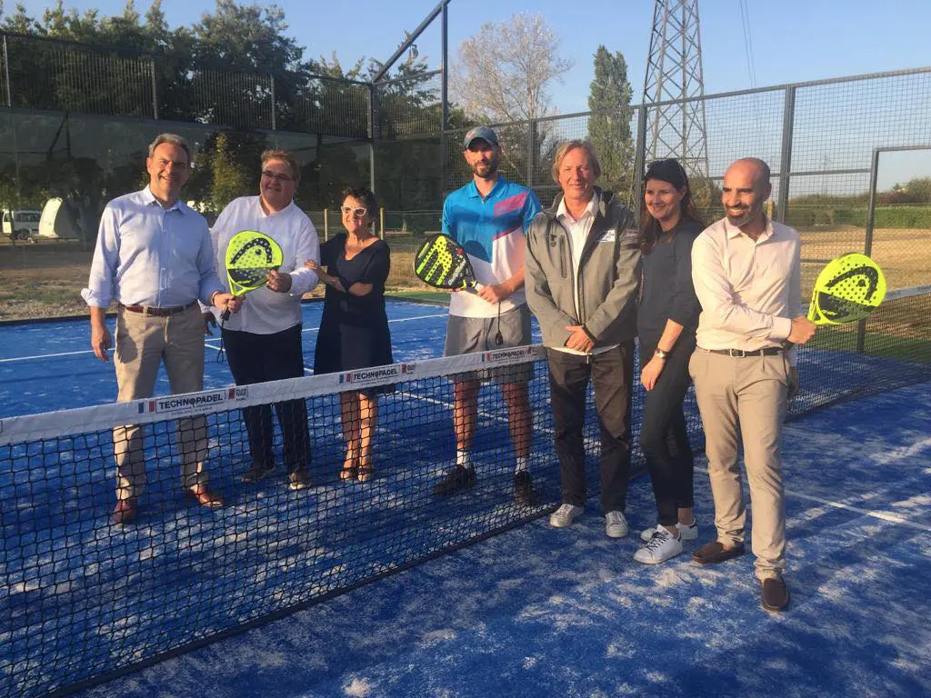 ALM Padel : The 1st club of padel in Evreux