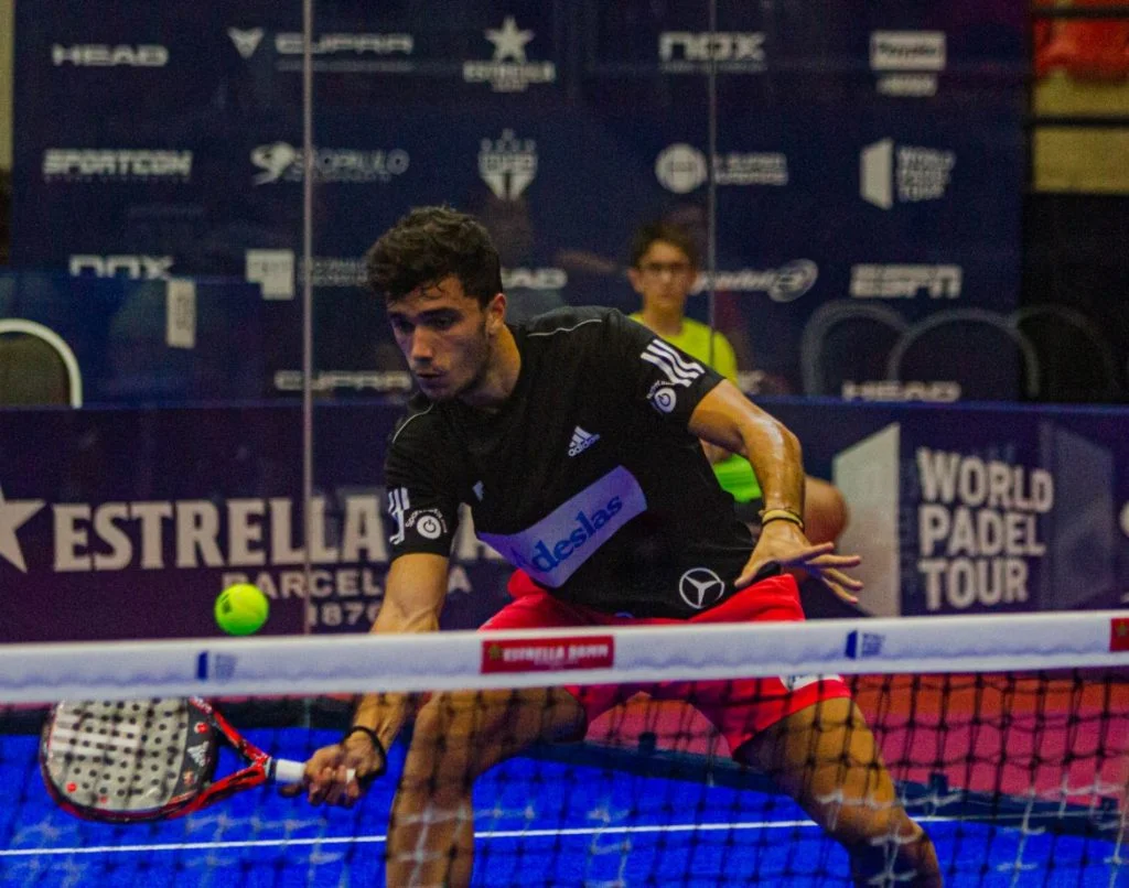 ale-galan-volée-coup-droit | Padel Magazine