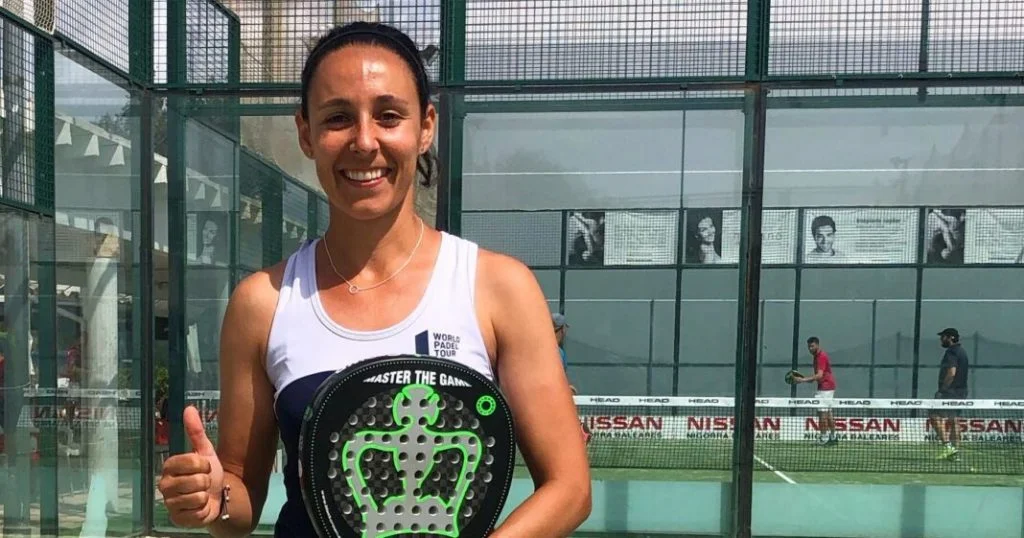 Sandra Hernández, player Black Crown