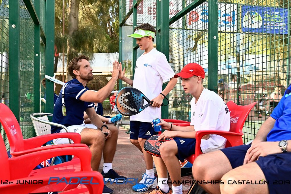 Sandy Farquharson: All About Teaching padel !