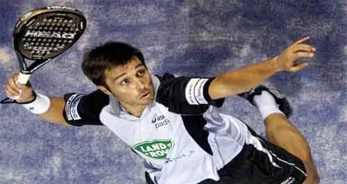 PAR 3 de Bela qui finit dans le camp adverse !