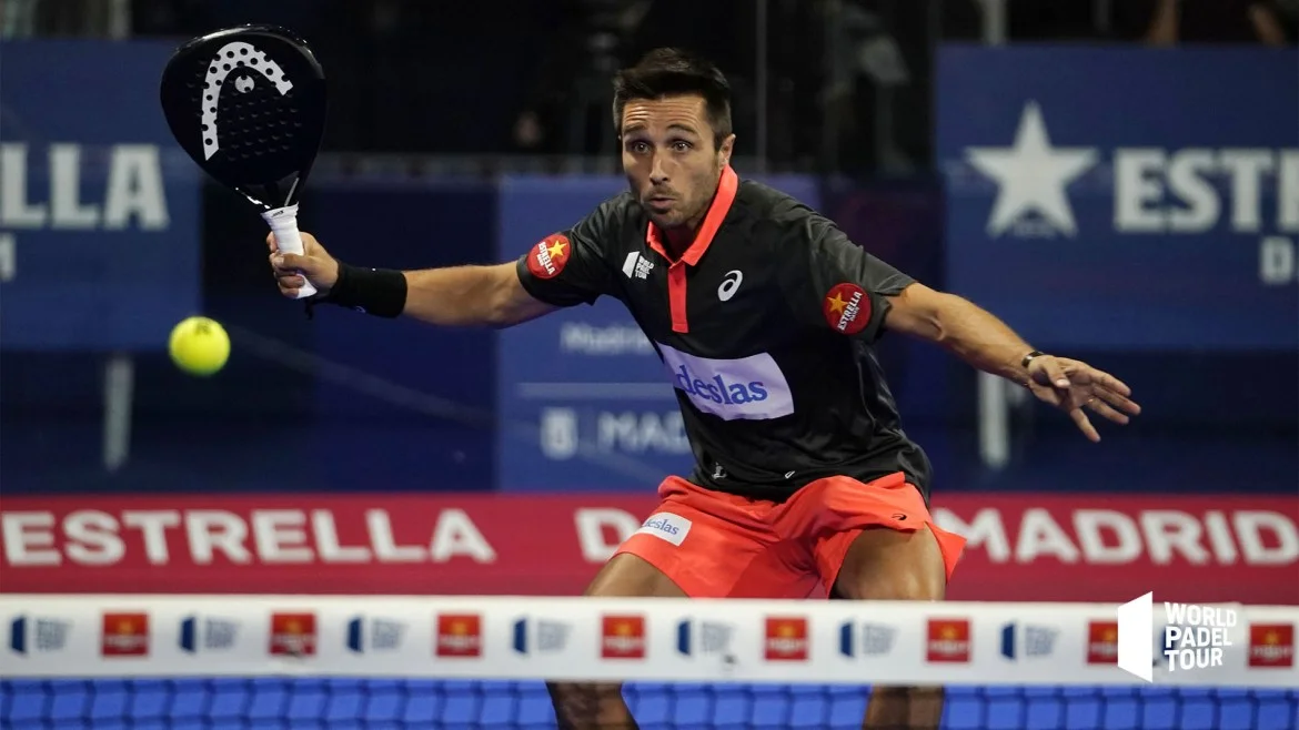 volée coup droit padel fernando-belasteguin