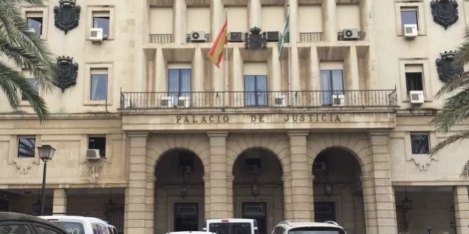 12 914 € pour avoir trébuché sur un terrain de padel