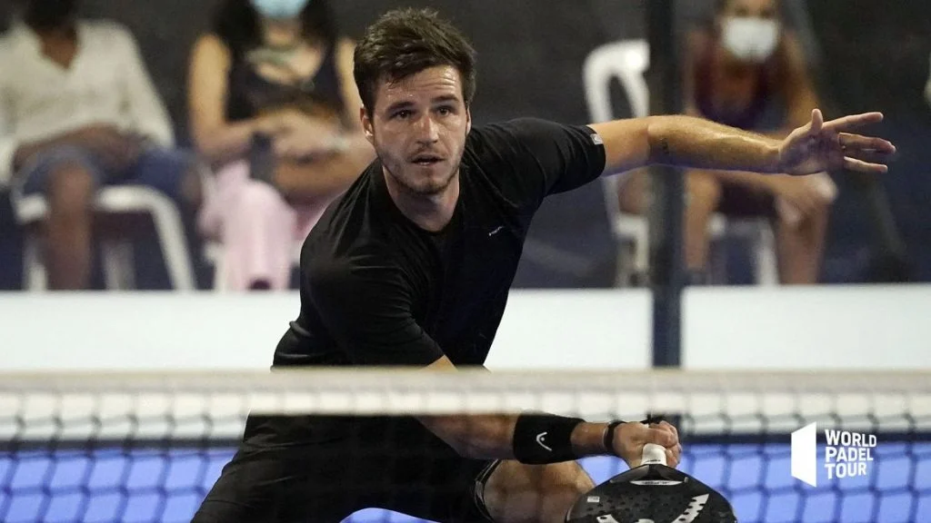 Johan bergeron volée de coup droit wpt | Padel Magazine Johan bergeron volée de coup droit wpt