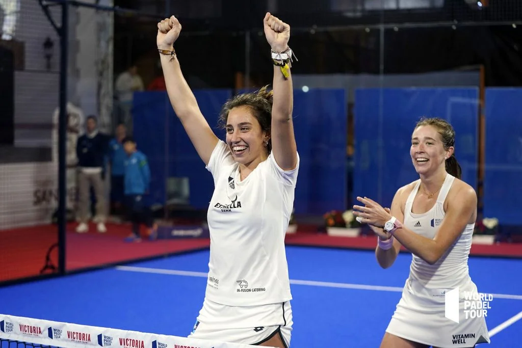 bea-gonzalez-marta-ortega-cuartos-cervezas-victoria-marbella-master-2020-1-1900x1267 | Padel Magazine bea gonzalez marta ortega célèbrent victoire Marbella