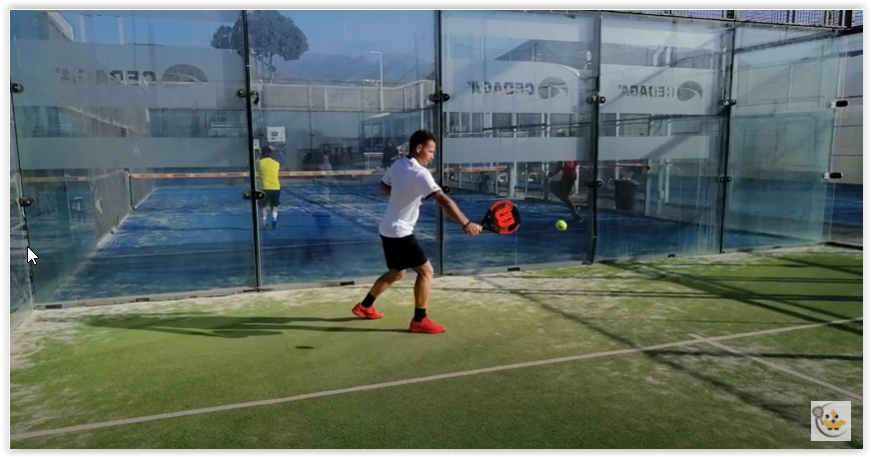 Technical padel : the reverse