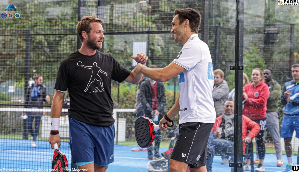 Jérome Inzerillo fernando belasteguin pyramides exhibitions victoire main | Padel Magazine Jérome Inzerillo fernando belasteguin pyramides exhibitions victoire main