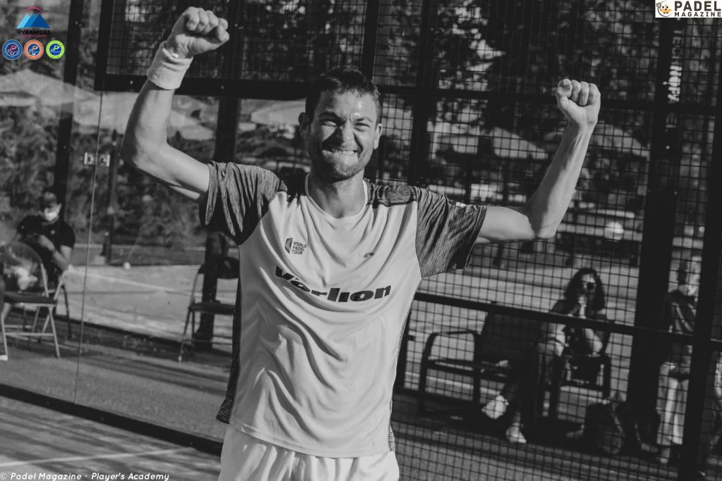 P2000 Pyramides bonheur scatena victoire