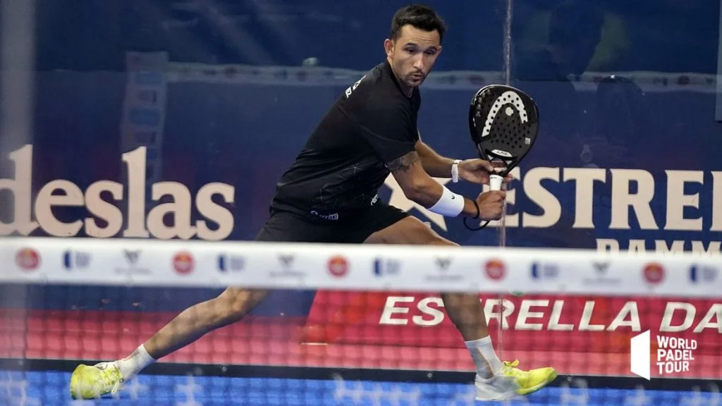 Sanyo Gutierrez revers world padel tour