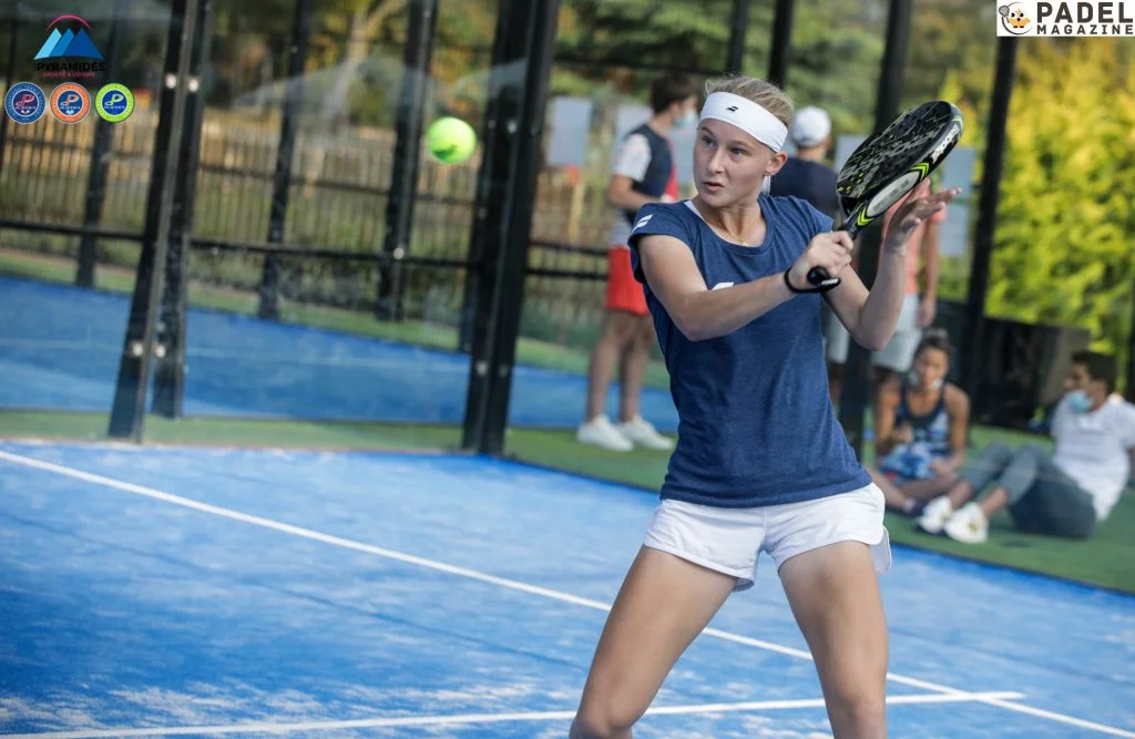 Lison Chambre séduit au P2000 des Pyramides
