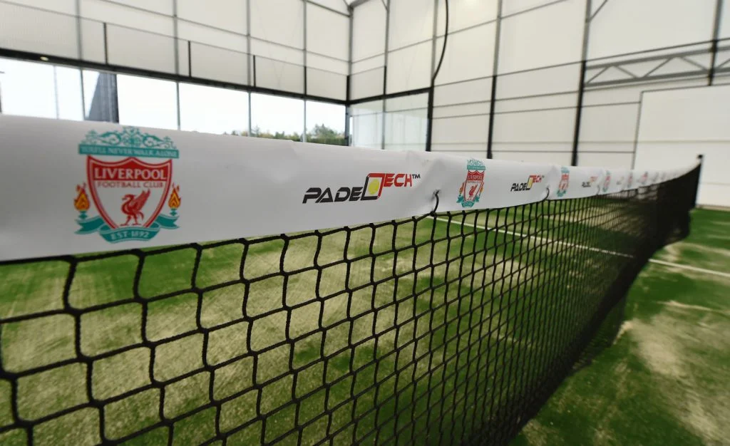 Liverpool Axa Trainingszentrum Padels draußen
