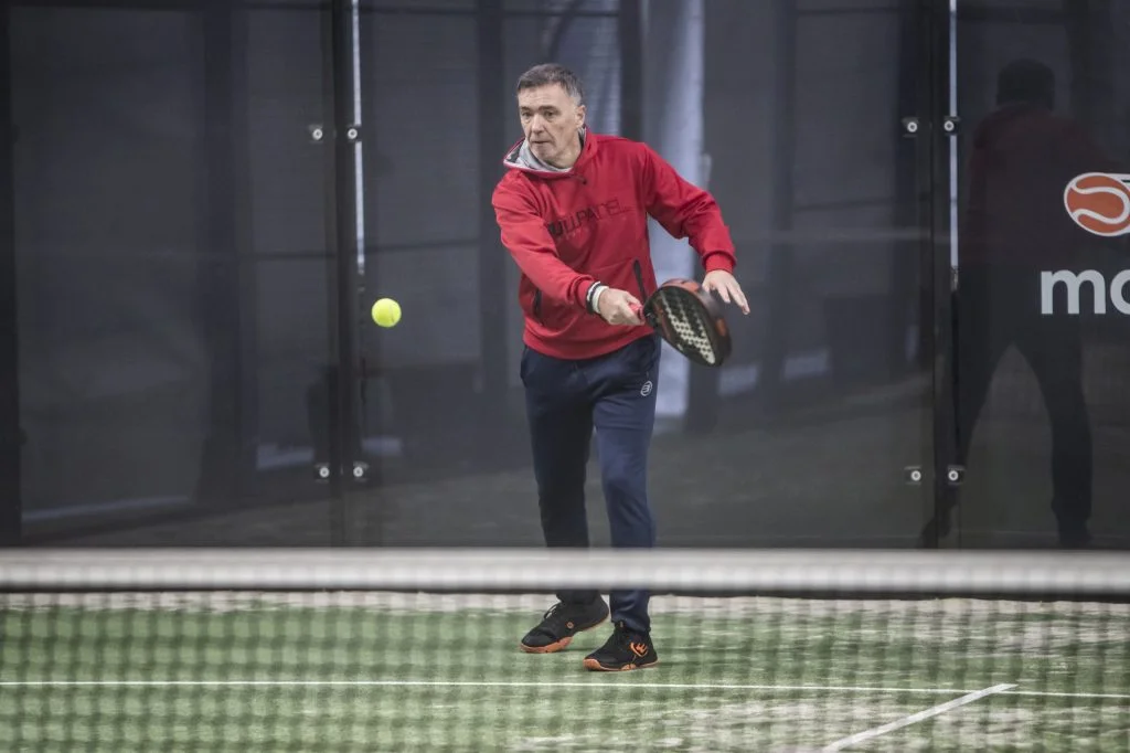 Derbi Kia-Bullpadel 2020-coup droit d´attaque | Padel Magazine