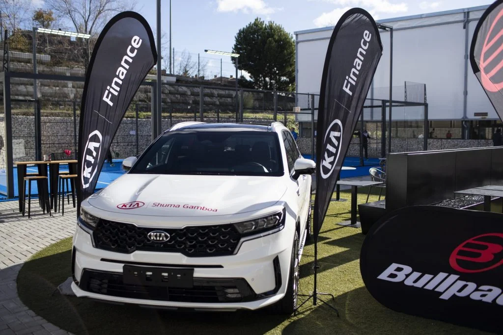 Derbi Kia-Bullpadel 2020-exposition Kia | Padel Magazine