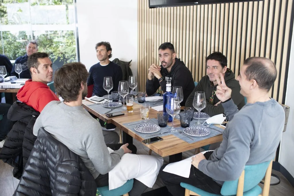 Derbi Kia-Bullpadel 2020-repas | Padel Magazine