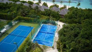 Terrain Padel mer aux Maldives - Hôtel Hurawalhi