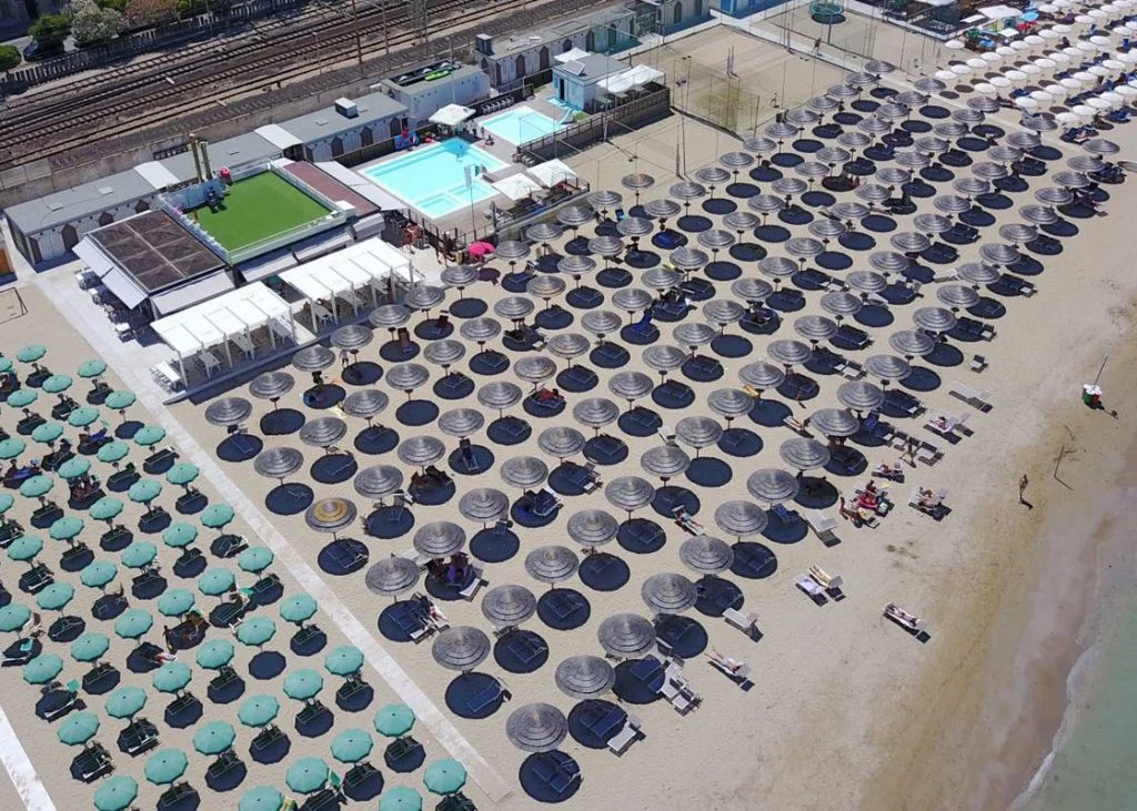 FALCONARA - ITALY - MARKETS - BEACH - FEBRUARY 2021 | Padel Magazine