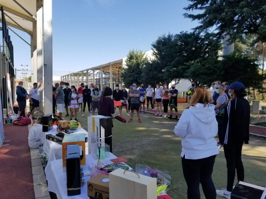 Madrid : les expatriés français mêlent padel et associatif