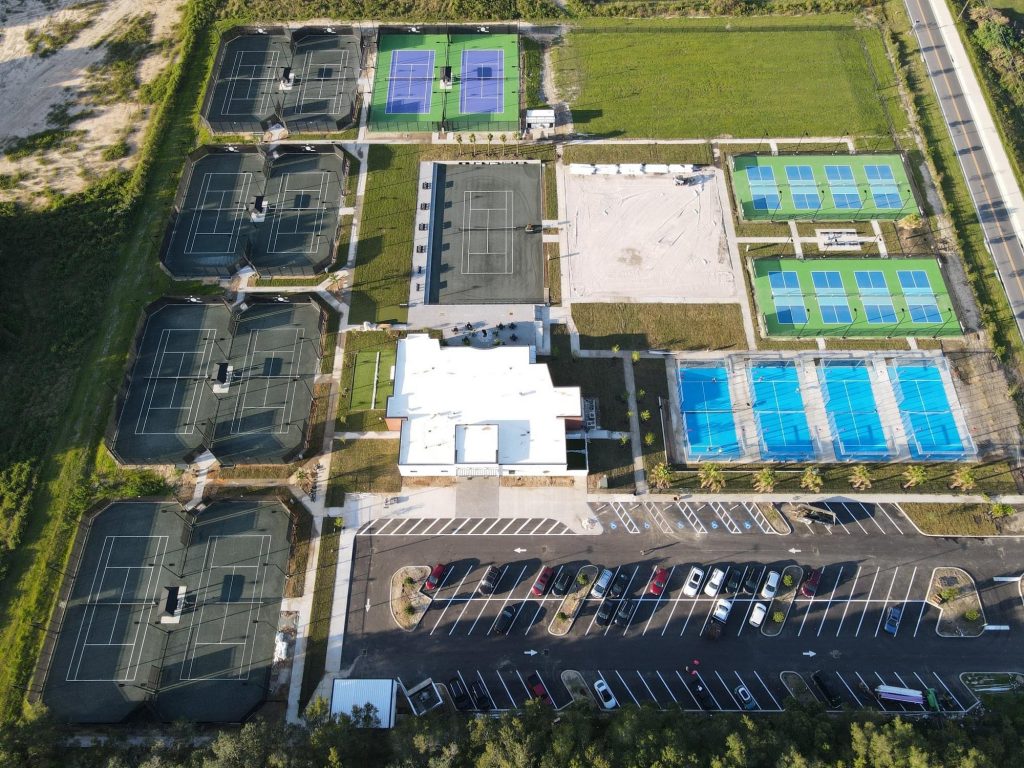 Vue du ciel SVB Padel Tennis UsA