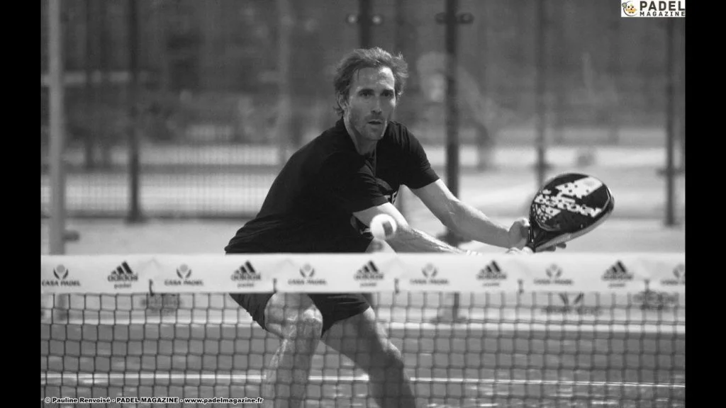 volée padel revers arnaud di pasquale | Padel Magazine Arnaud Di Pasquale padel coup droit