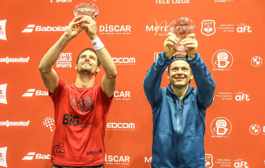 Miguel Oliveira et Cayetano Rocafort coupe victoire apt padel tour | Padel Magazine Miguel Oliveira et Cayetano Rocafort coupe victoire apt padel tour
