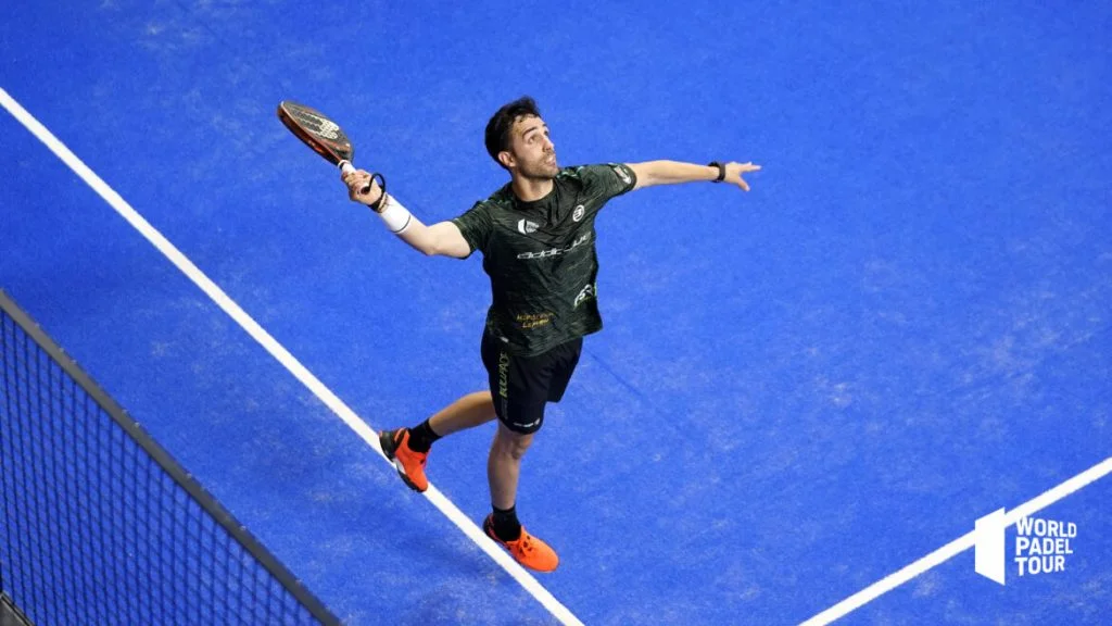 Sergio Alba bandeja world padel tour