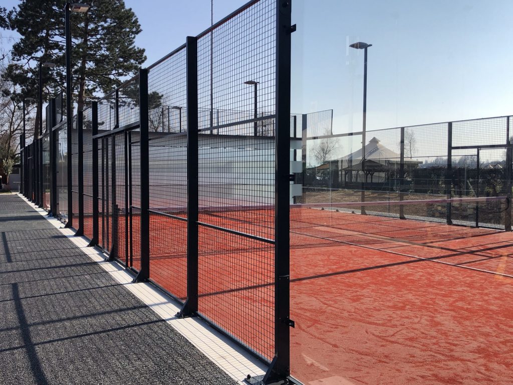 Where to play padel in Swiss ?