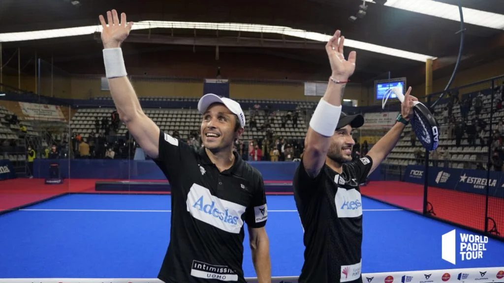 Fernando Belasteguin Sanyo Gutierrez WPT victoire bras levés