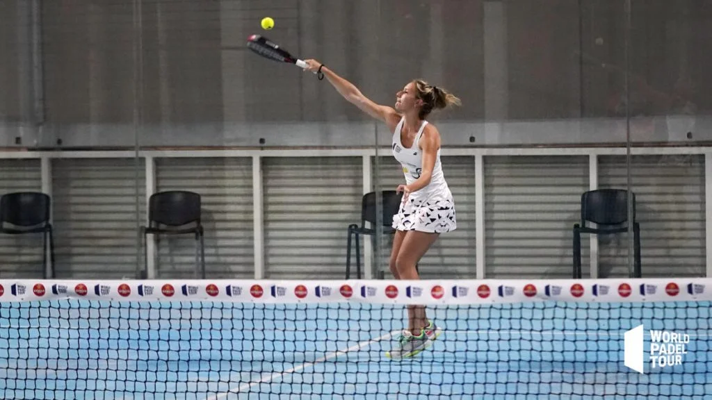 World Padel Tour Xenia Clasca balle haute