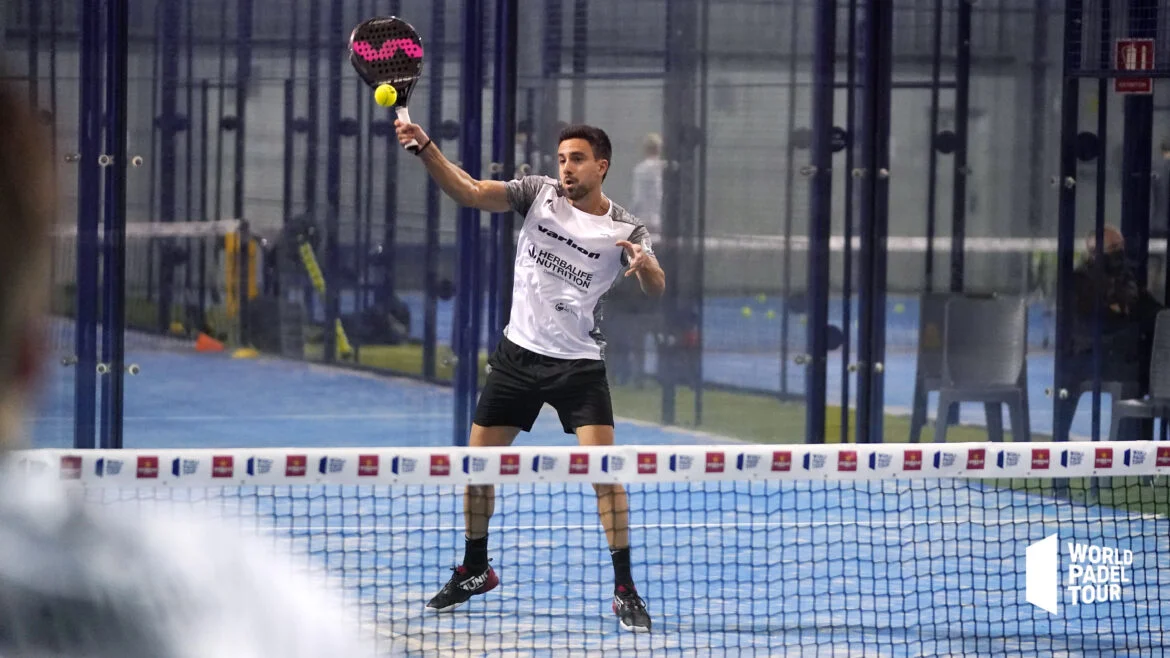 aris-patiniotis-previa-estrella-damm-alicante-open-2021_dsc1584-copia-1170x658 | Padel Magazine Aris Patiniotis Previas bandeja coup droit alicante 2021