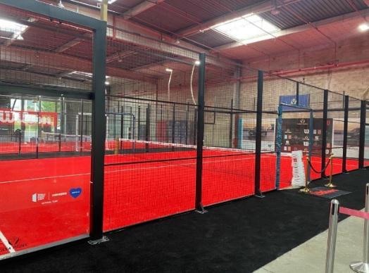 Hogar padel pista roja