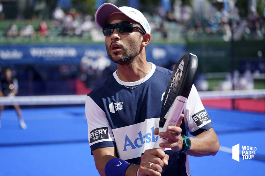 Sanyo Gutierrez revers à gauche lunettes de soleil