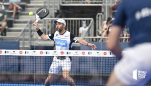 Sanyo Valladolid Master 2021 Padel volée haute coup droit