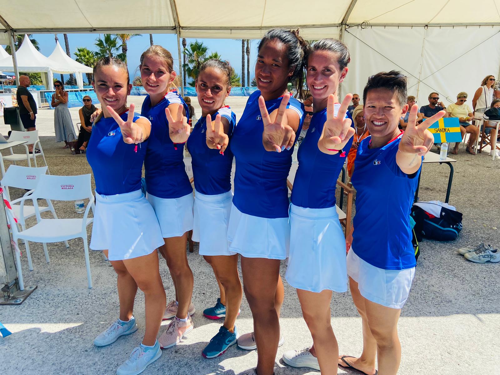 Equipo femenino de Francia padel 2021 Marbella sonríe