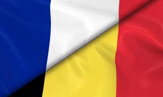 フランスベルギーの旗の対立