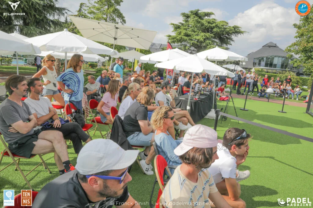 Public présent aux Pyramides FFT Padel Tour P2000 2021