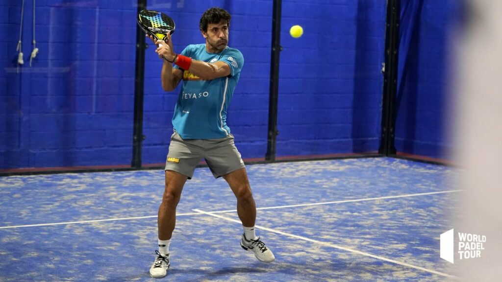 Borja Yribarren vôlei de backhand WPT Cordoba Open 2021