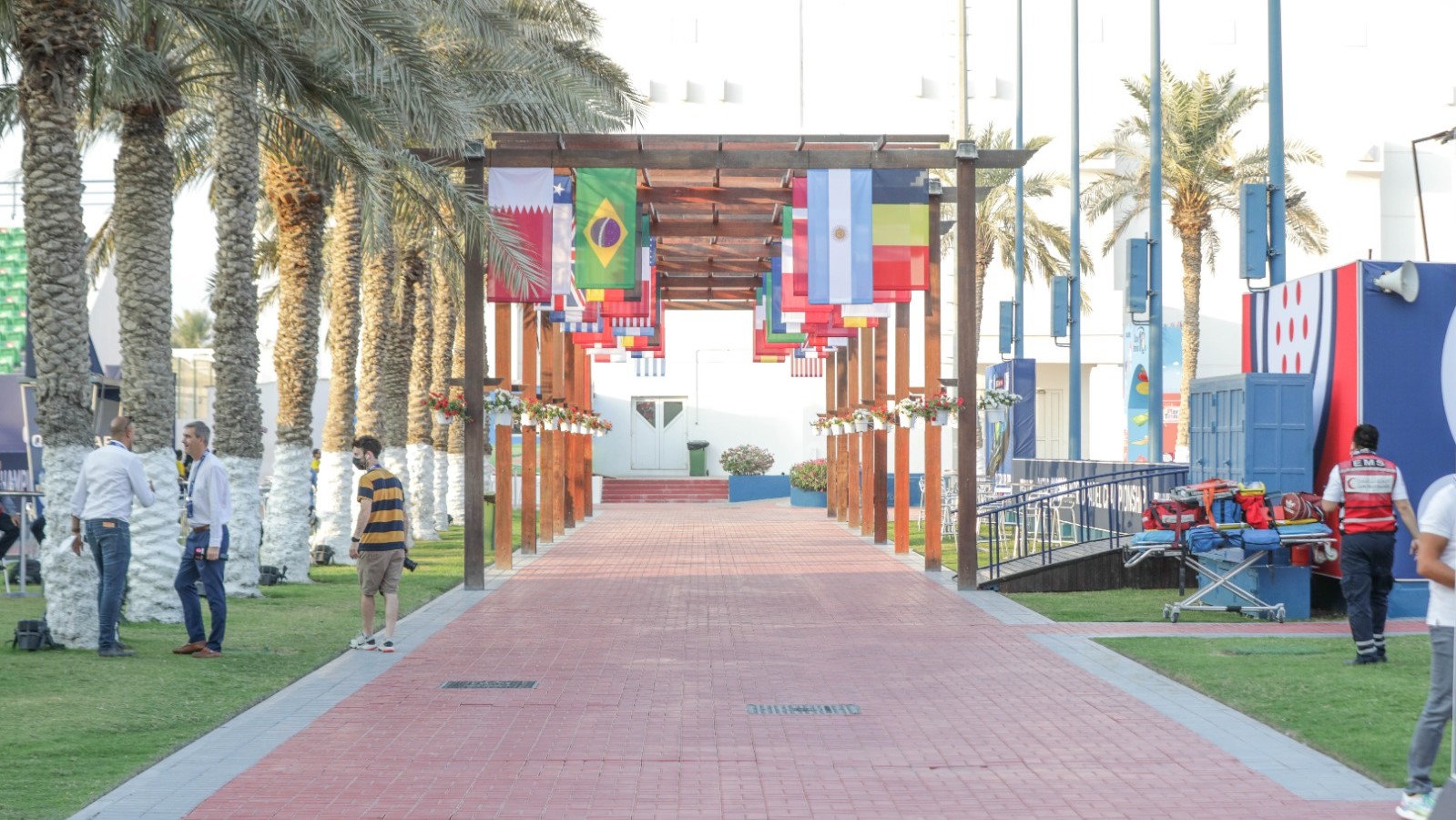 Flaggen der Weltmeisterschaft 2020 padel Katar
