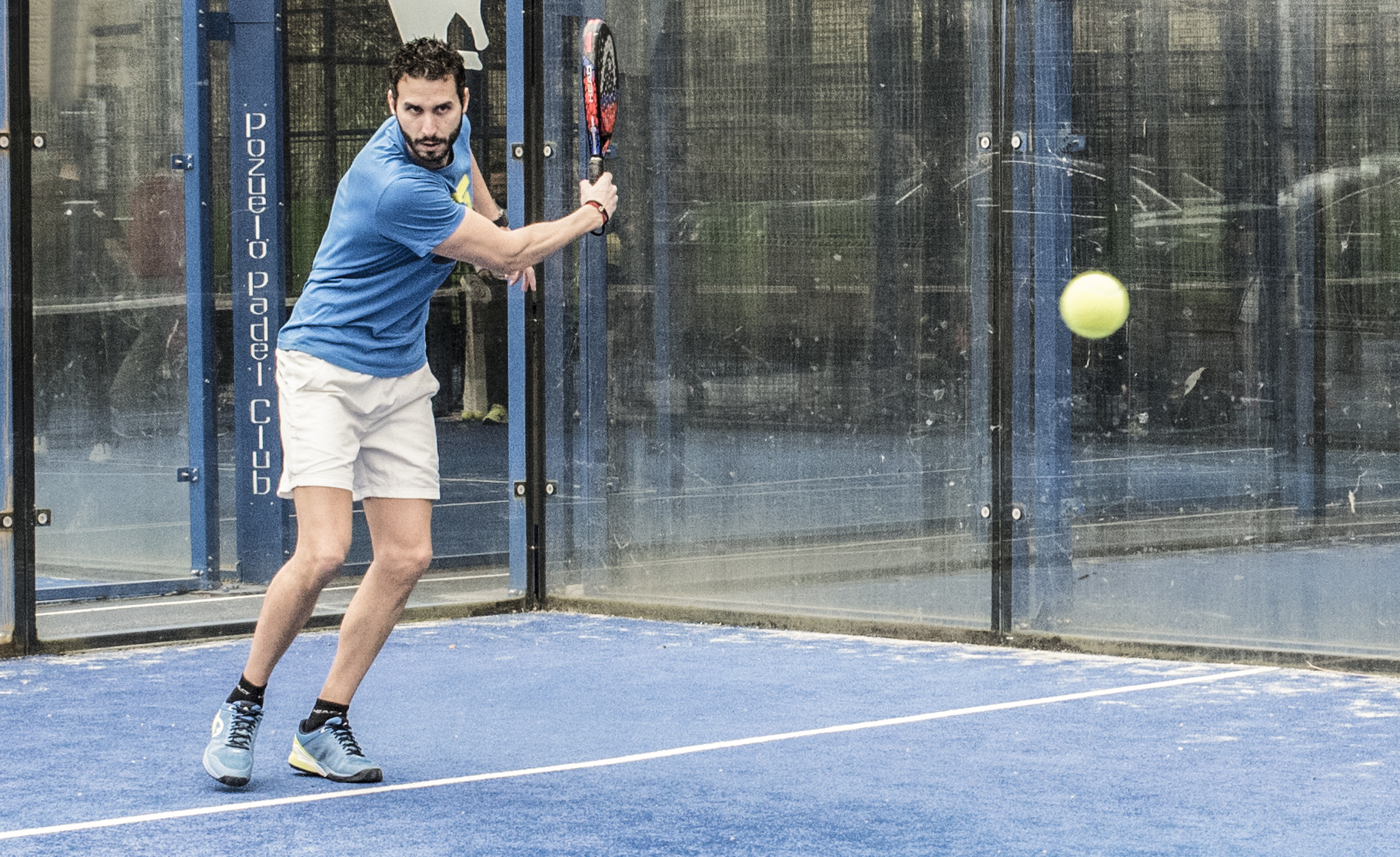 Padel Stuff : the importance of service to padel