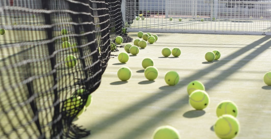 Malaga: the best places to play padel