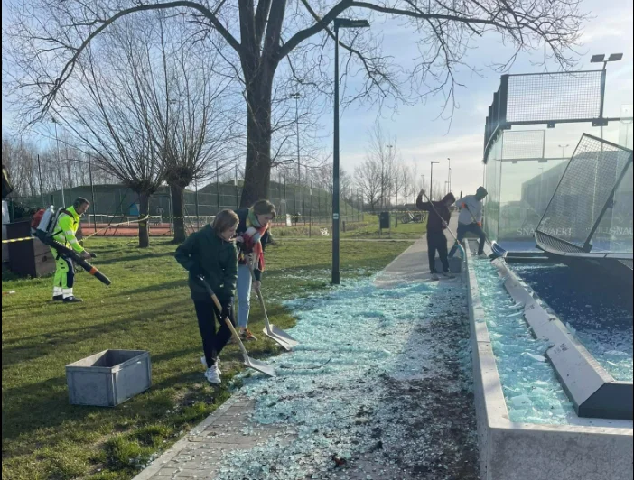 Tempête Eunice : quand le vent passe, les vitres trépassent